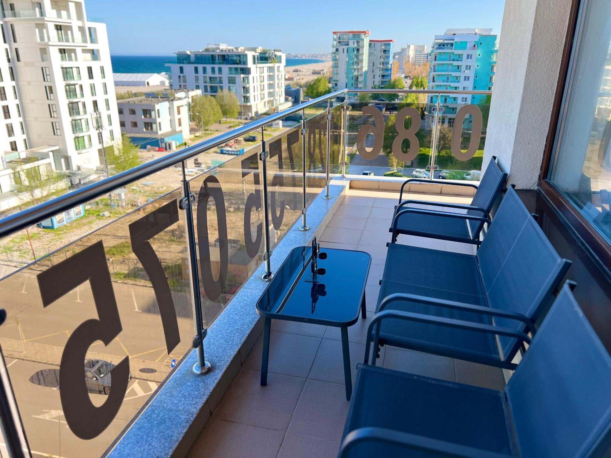 Summerland Sea-View Luxury Apartment Mamaia Exterior photo
